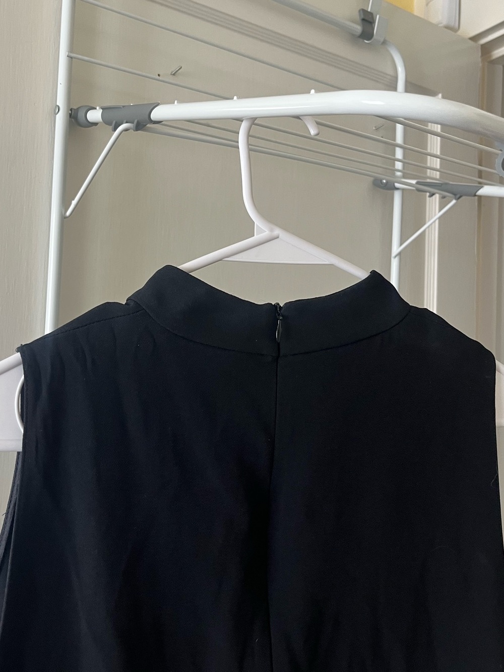 Zara - NWT Black Sleeveless Mock-Neck Dress with Tag - Picture 4 of 5